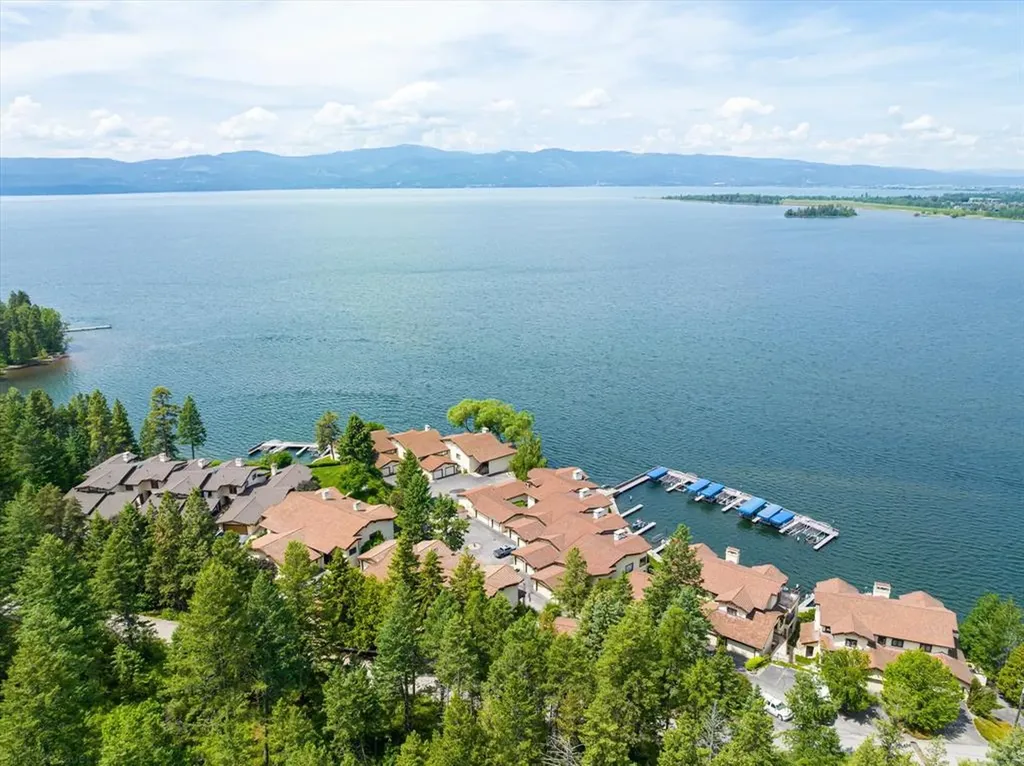 140 Pebble Way Bigfork MT 59911