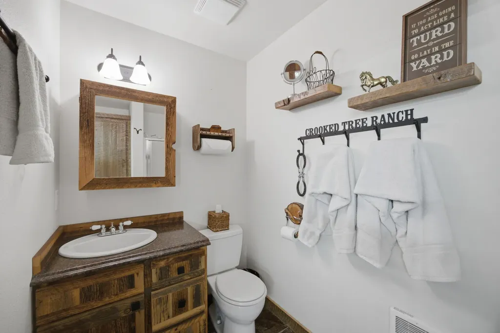 1666 Bear Face Road Victor MT 59875