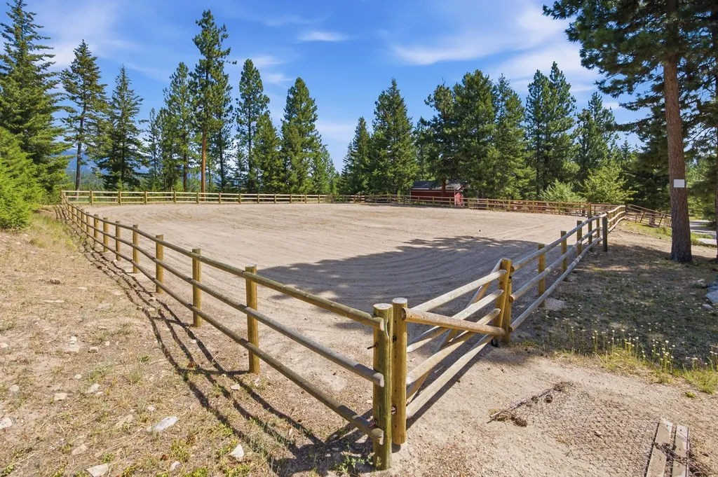 1666 Bear Face & Elizabeth Lane Victor MT 59875