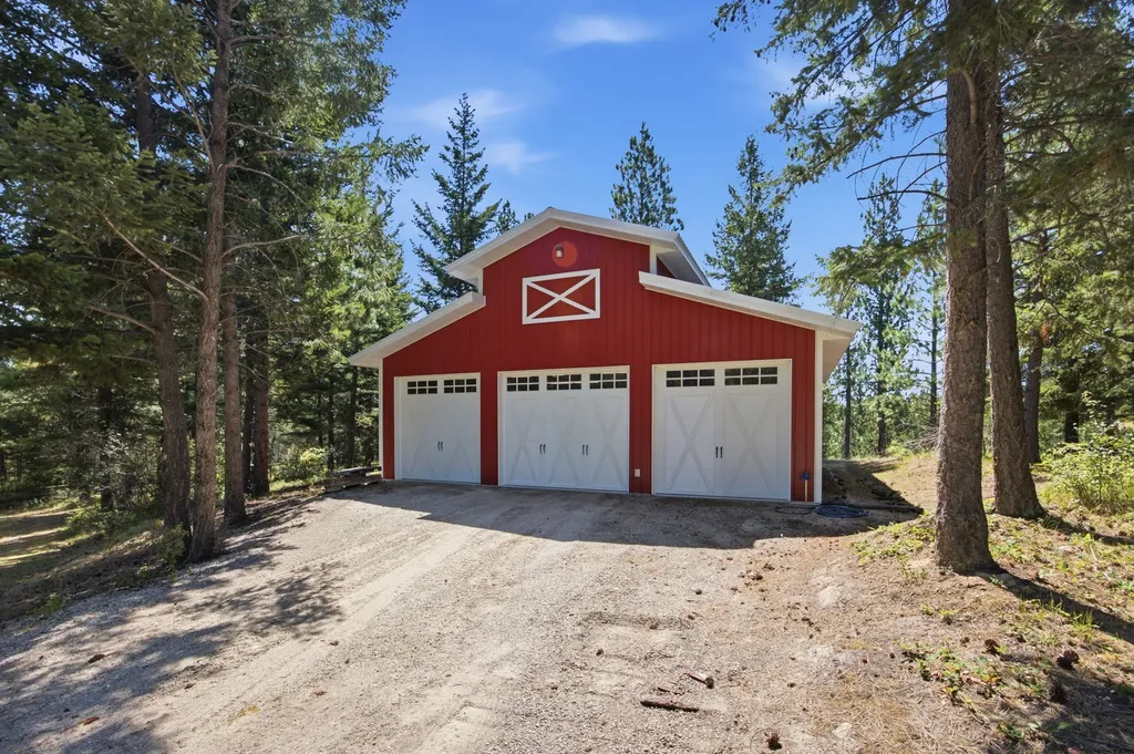 1666 Bear Face & Elizabeth Lane Victor MT 59875