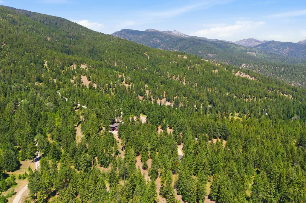 1666 Bear Face Road Victor MT 59875