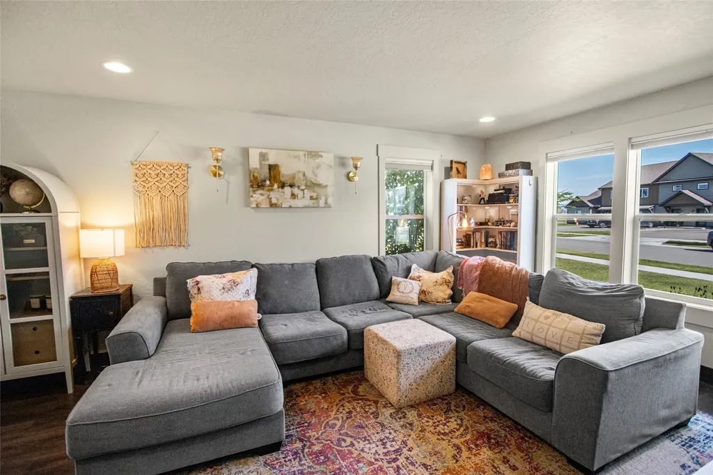 1004 N Camas Lane Kalispell MT 59901