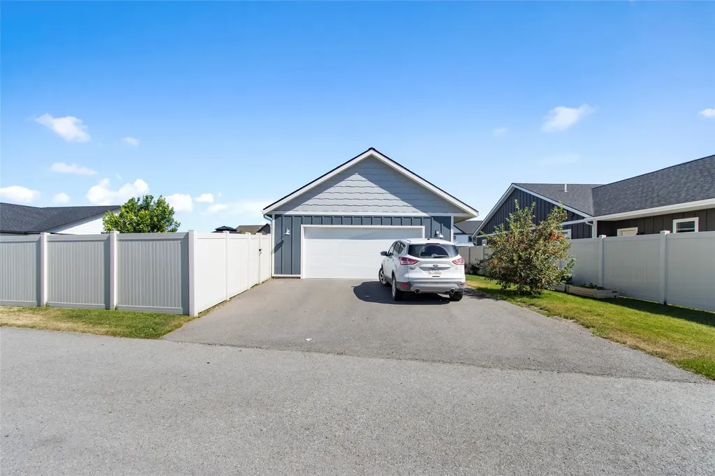 1004 N Camas Lane Kalispell MT 59901