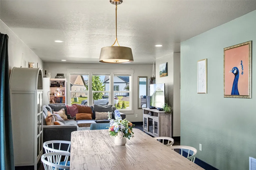 1004 N Camas Lane Kalispell MT 59901