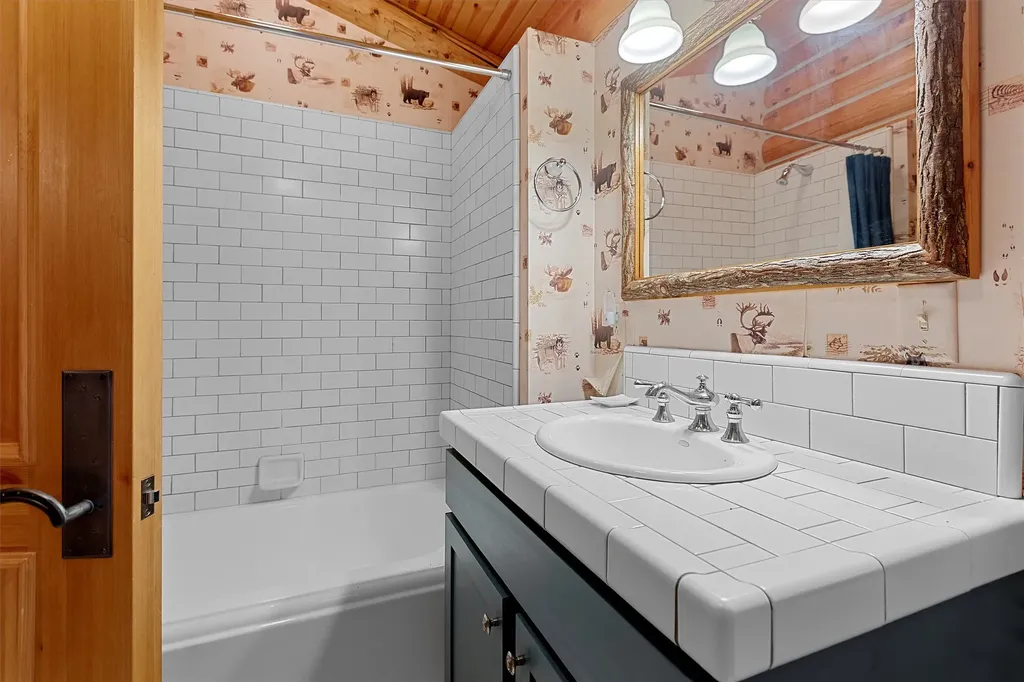 770 Pallo Trail Hamilton MT 59840
