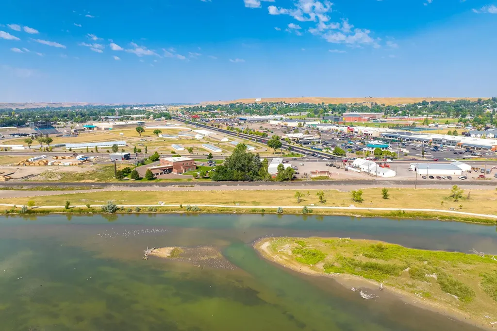 803 3rd Street NW Great Falls MT 59404