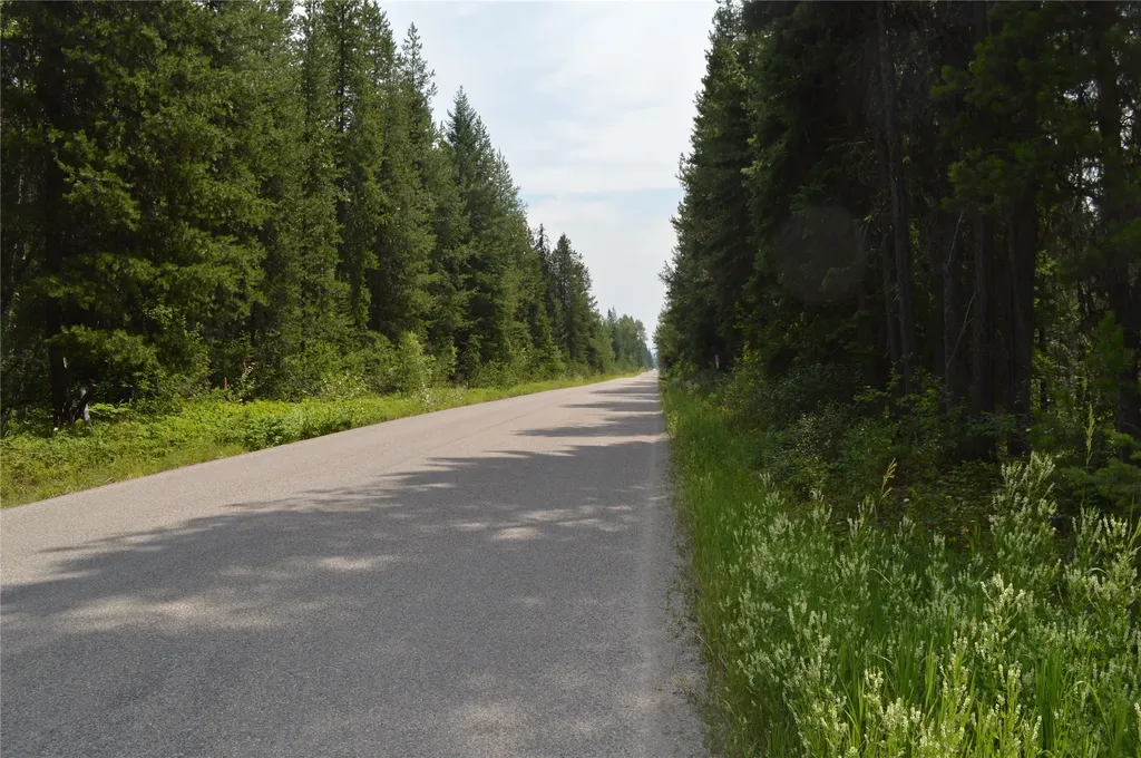 8990 North Fork Road Polebridge MT 59928