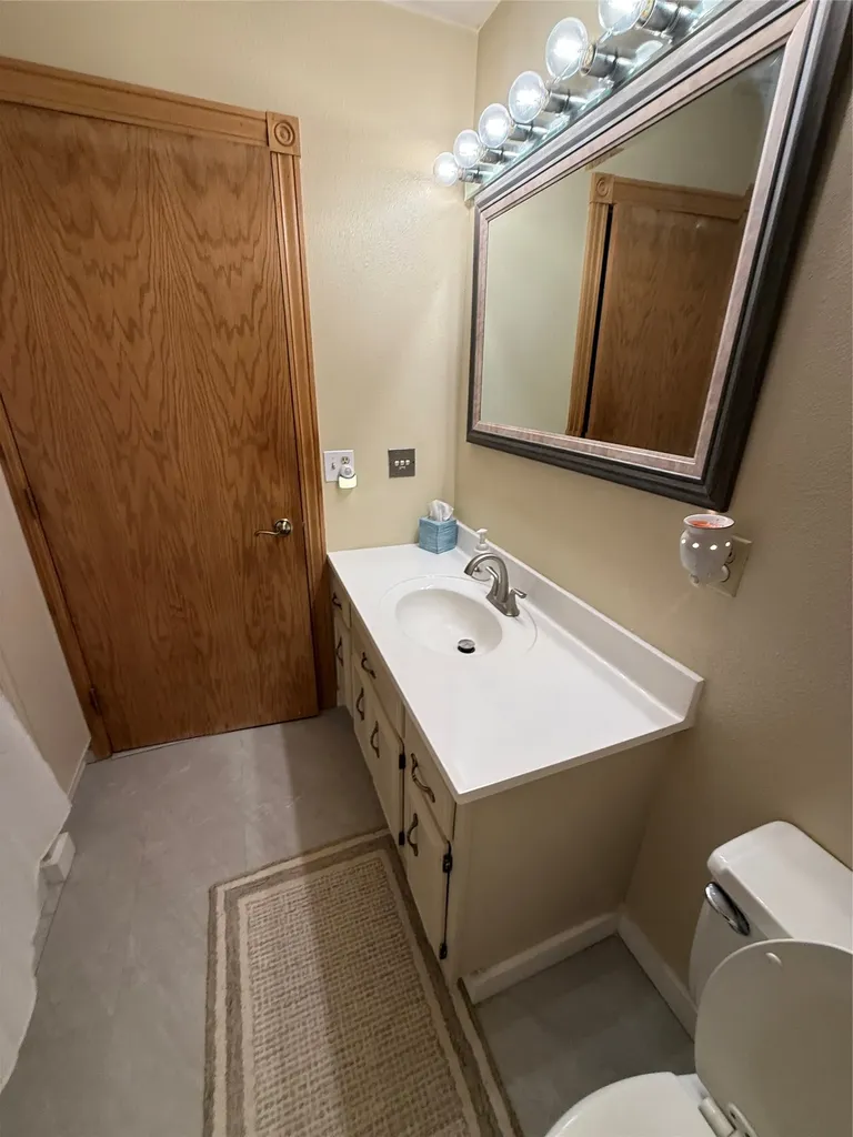 2606 N 17th Road Worden MT 59088