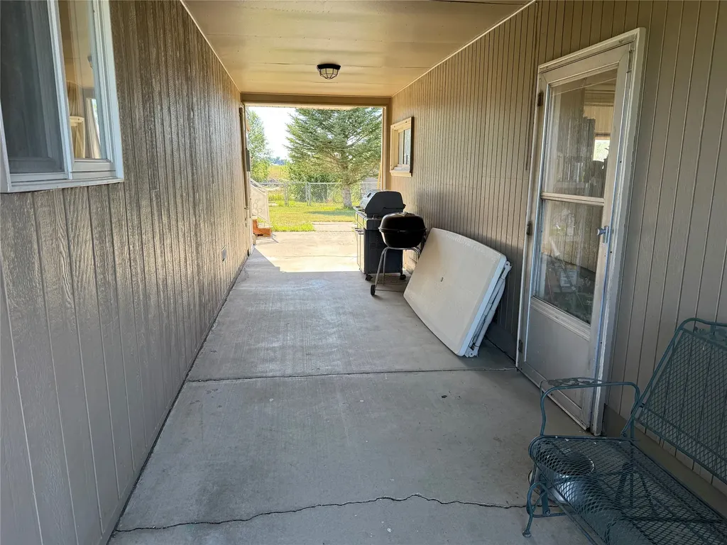 2606 N 17th Road Worden MT 59088