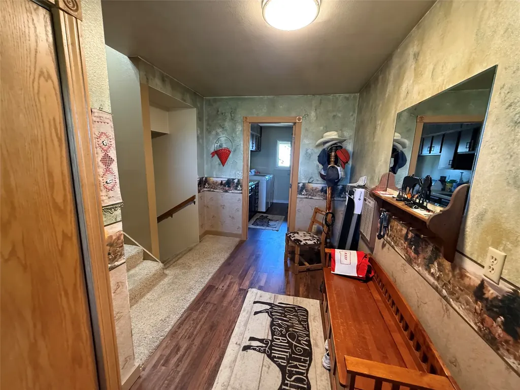 2606 N 17th Road Worden MT 59088