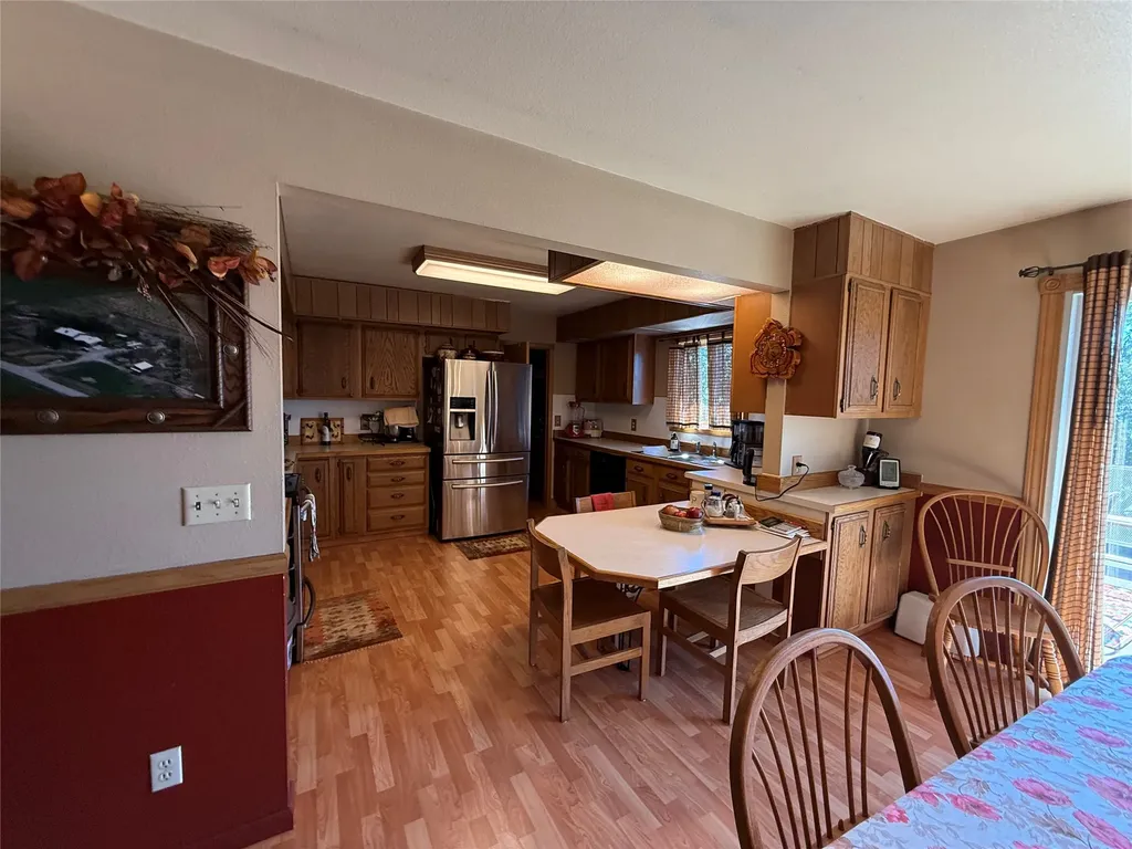 2606 N 17th Road Worden MT 59088