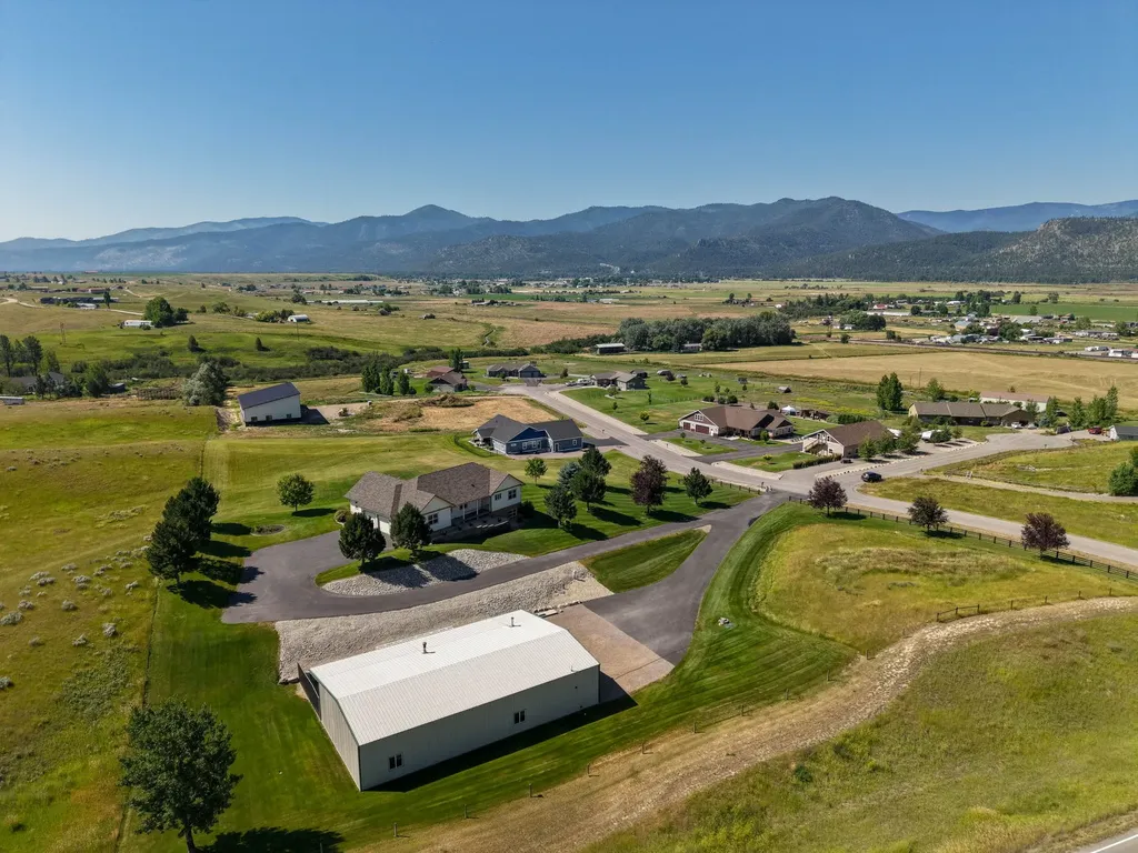 9758 Platinum Court Missoula MT 59808
