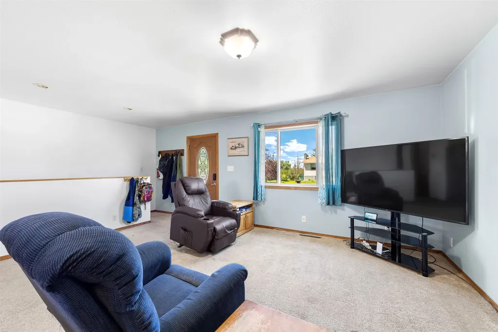 3701 E Dudley Street East Helena MT 59635