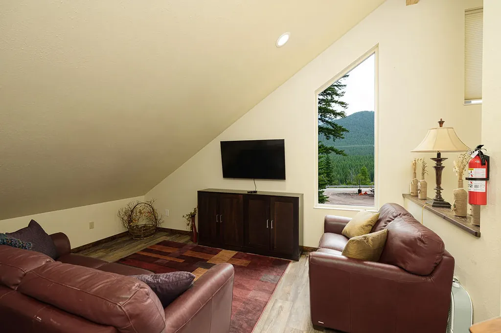 102 Izaak Walton Inn Road Essex MT 59916