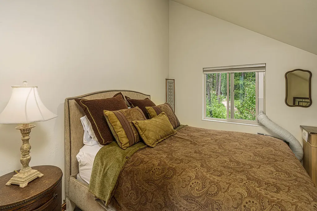 102 Izaak Walton Inn Road Essex MT 59916