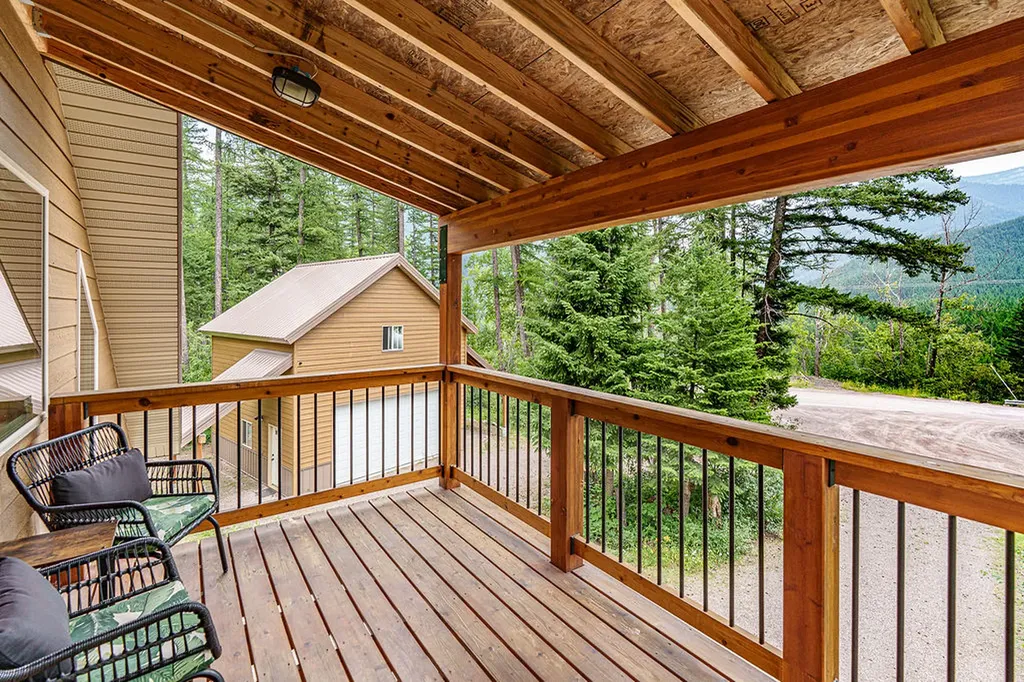 102 Izaak Walton Inn Road Essex MT 59916