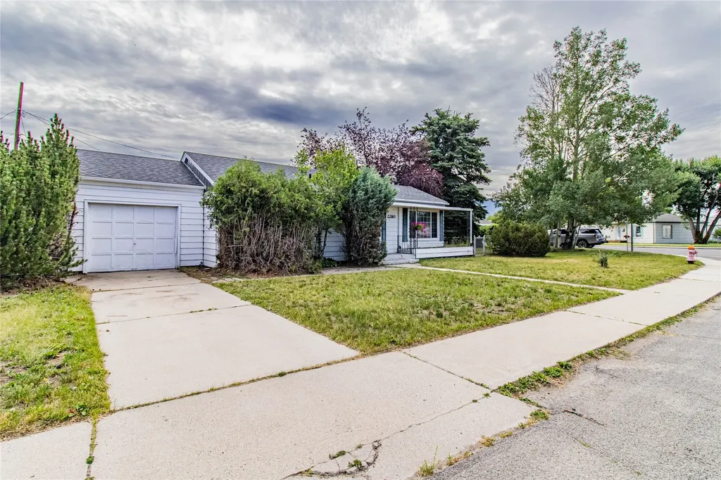 2280 West Drive Butte MT 59701