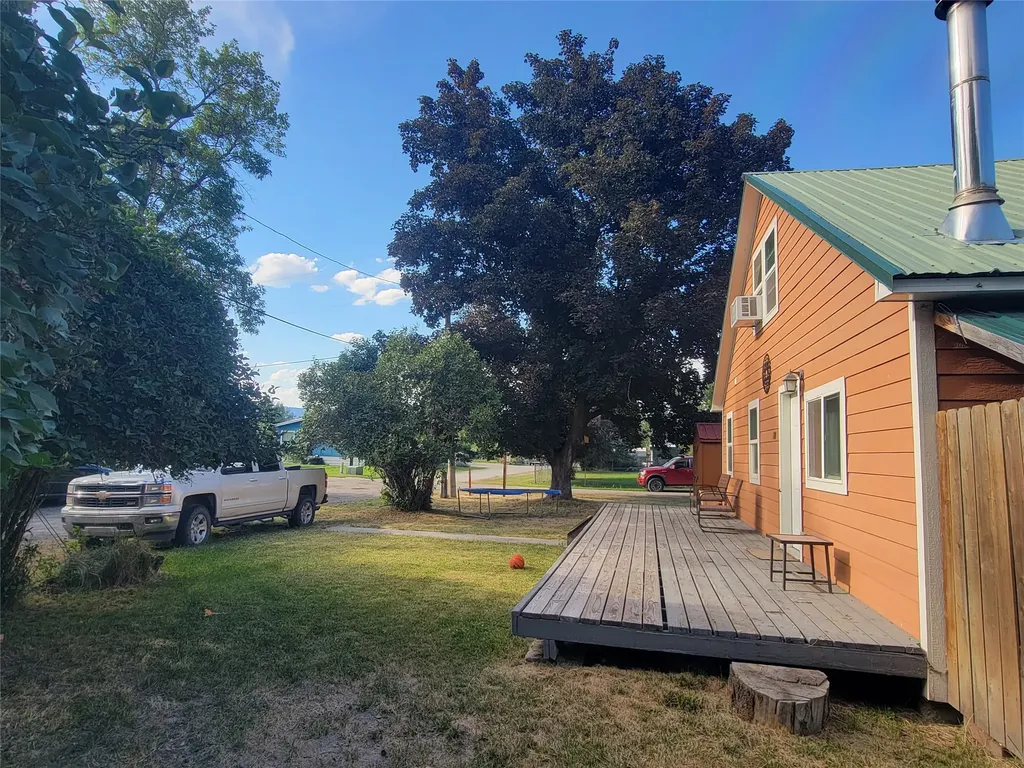 108 W Blake Street Plains MT 59859