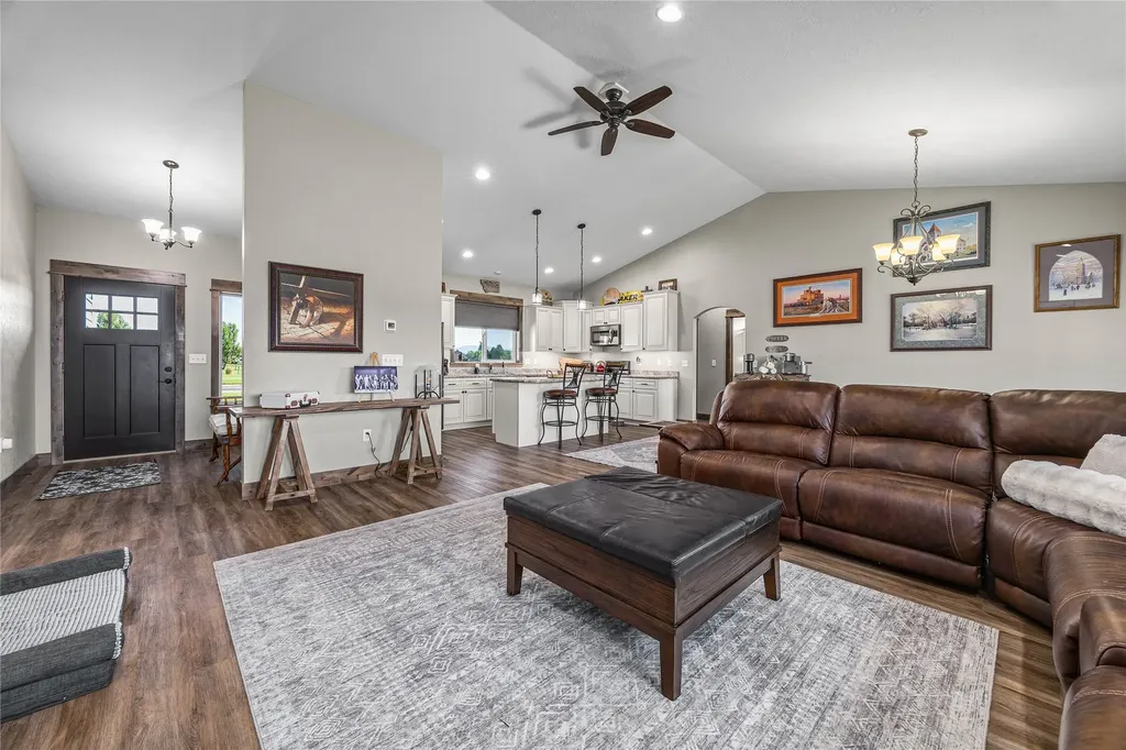 51 Kaycee Way Stevensville MT 59870