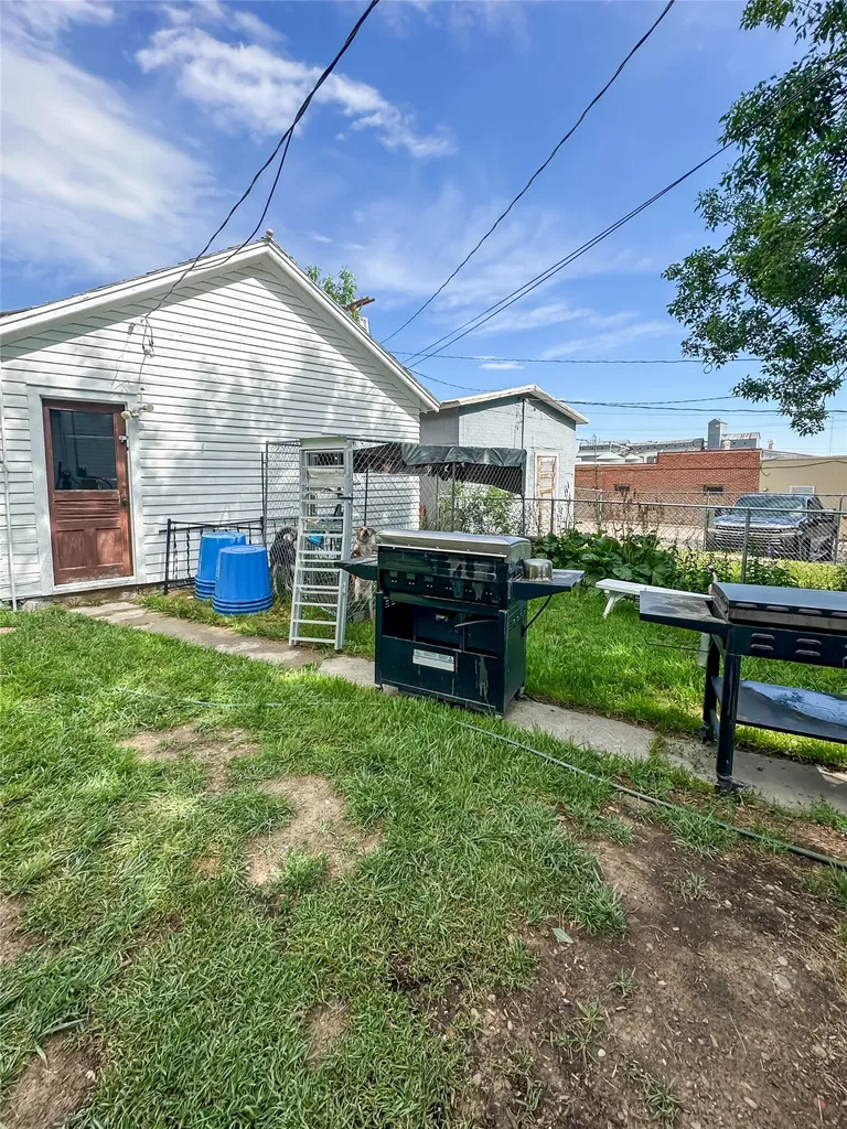 18 2nd Avenue SE Cut Bank MT 59427
