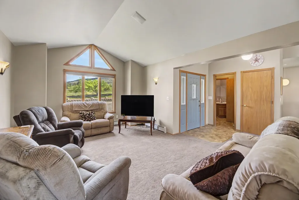 133 Amber Lane East Helena MT 59635