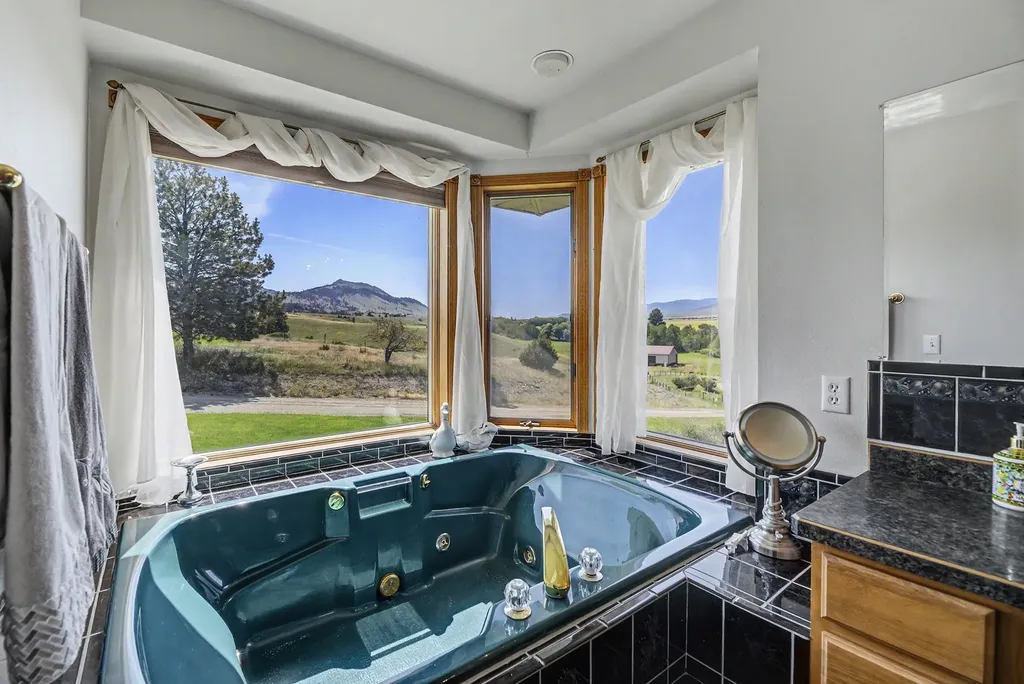 133 Amber Lane East Helena MT 59635