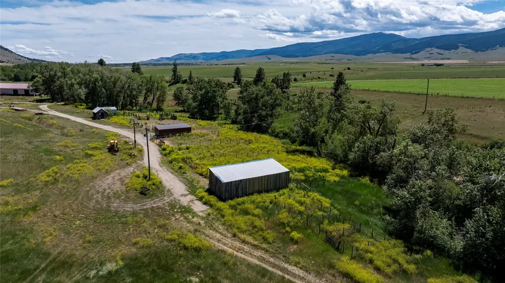 133 Amber Lane East Helena MT 59635