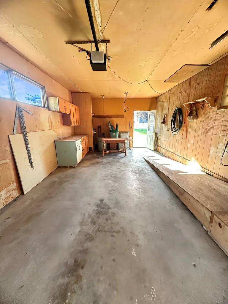 421 8th Avenue S Cut Bank MT 59427