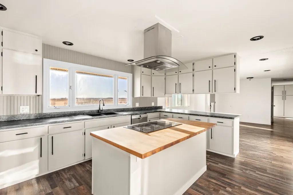 650 11th Lane NE Power MT 59468