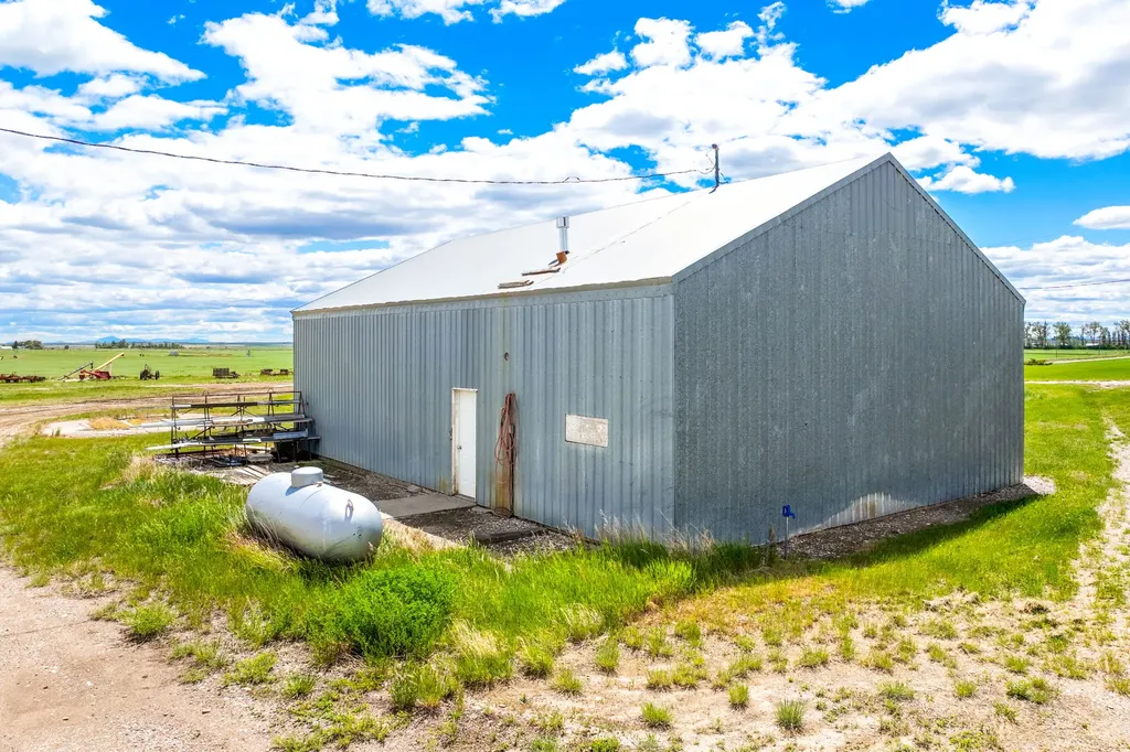 650 11th Lane NE Power MT 59468