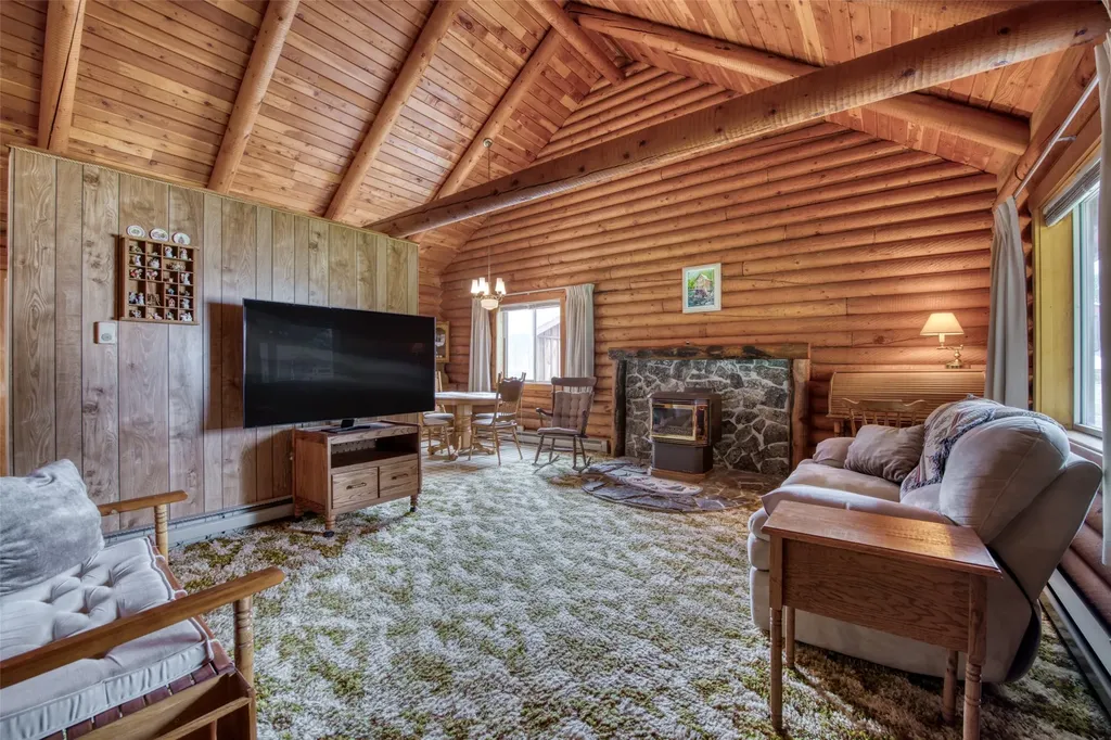 388 Winkler Lane Hamilton MT 59840