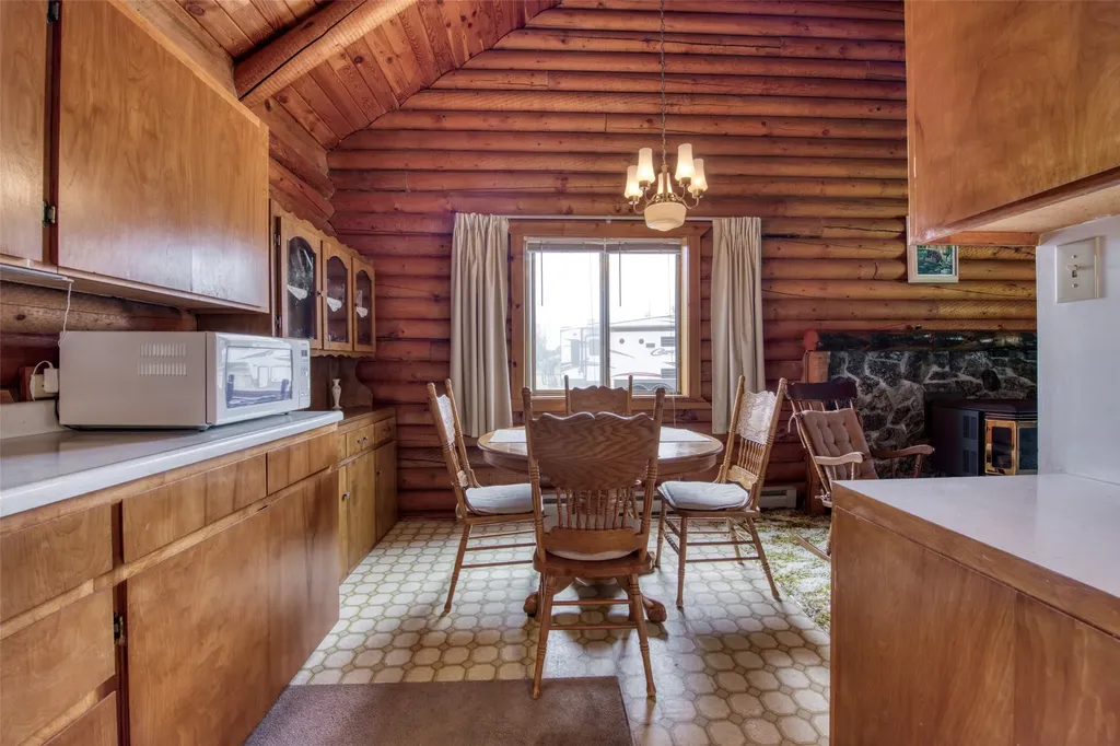 388 Winkler Lane Hamilton MT 59840