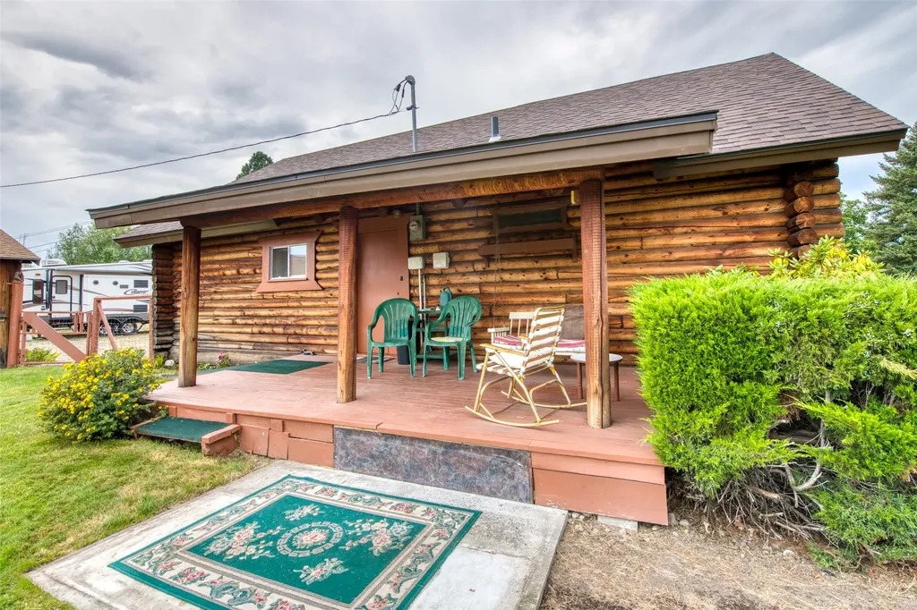 388 Winkler Lane Hamilton MT 59840