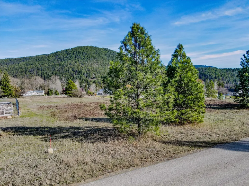 Nhn Edgewater Road Libby MT 59923