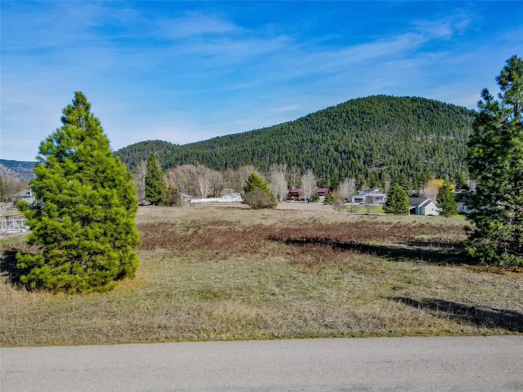 Nhn Edgewater Road Libby MT 59923