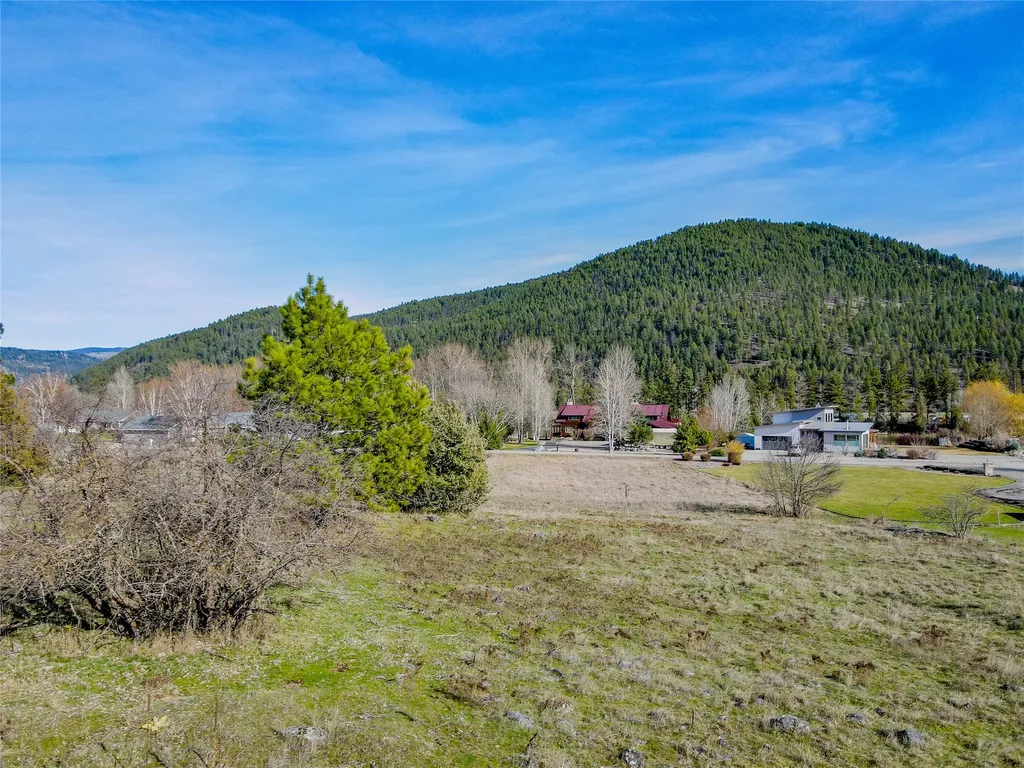 Nhn Edgewater Road Libby MT 59923