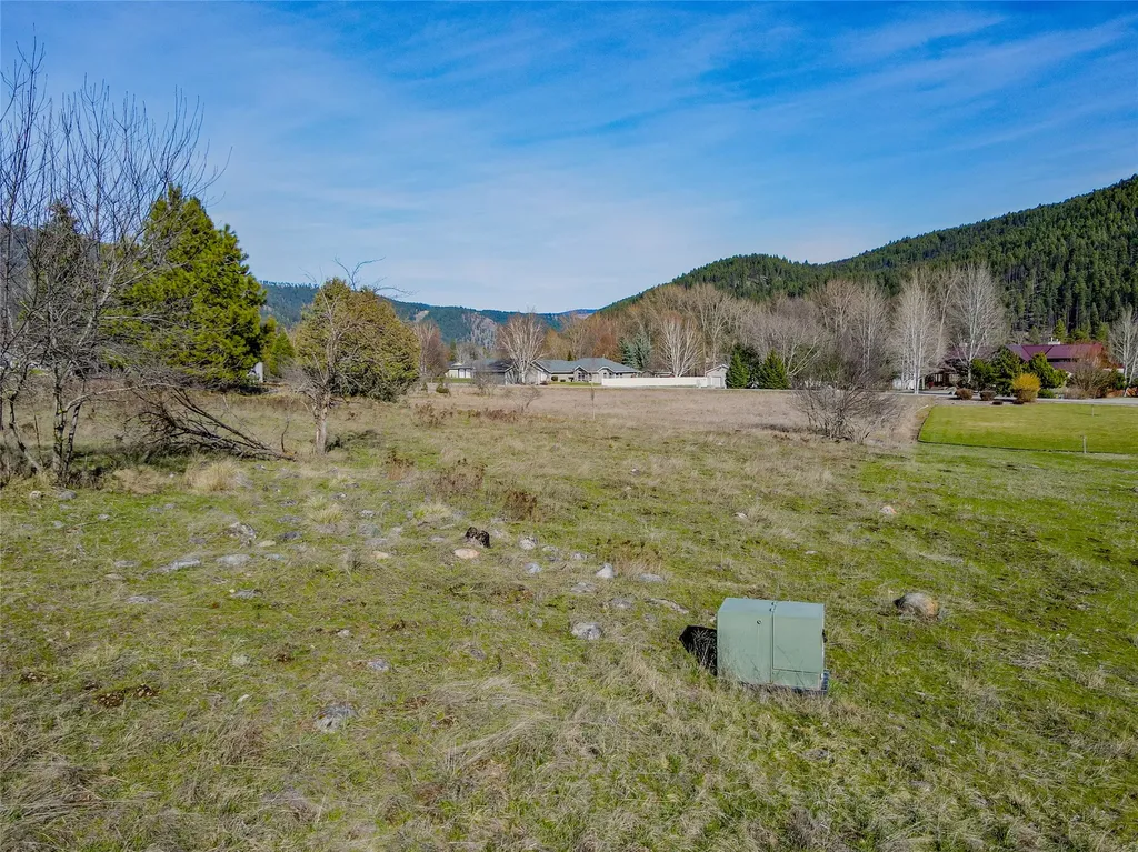 Nhn Edgewater Road Libby MT 59923