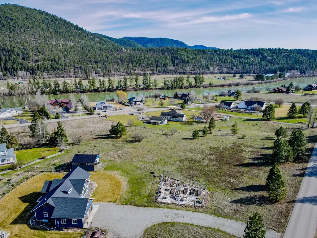 Nhn Edgewater Road Libby MT 59923
