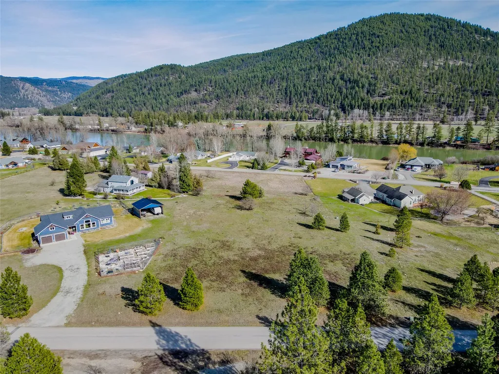 Nhn Edgewater Road Libby MT 59923