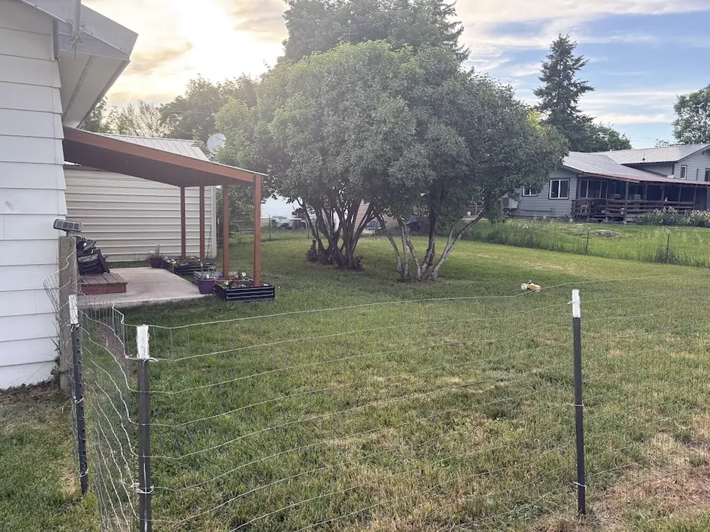 804 S 1st Avenue Plains MT 59859