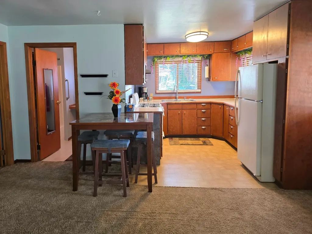 804 S 1st Avenue Plains MT 59859