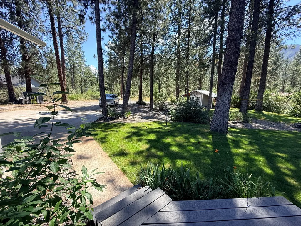 12 Panorama Lane Plains MT 59859