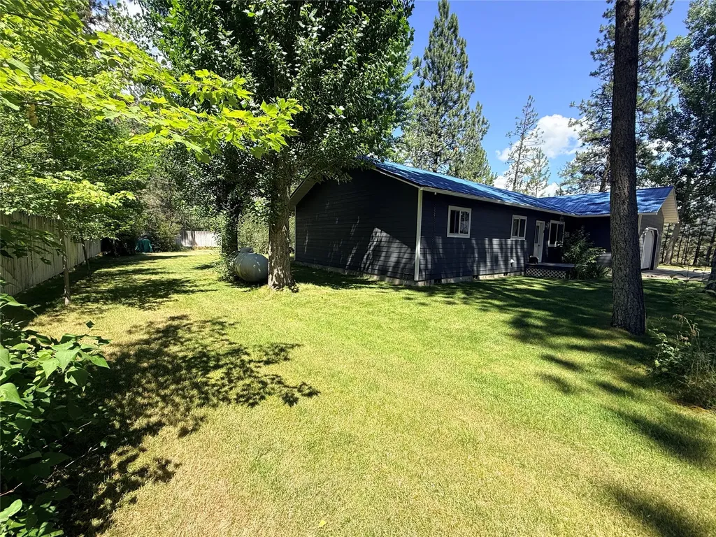 12 Panorama Lane Plains MT 59859