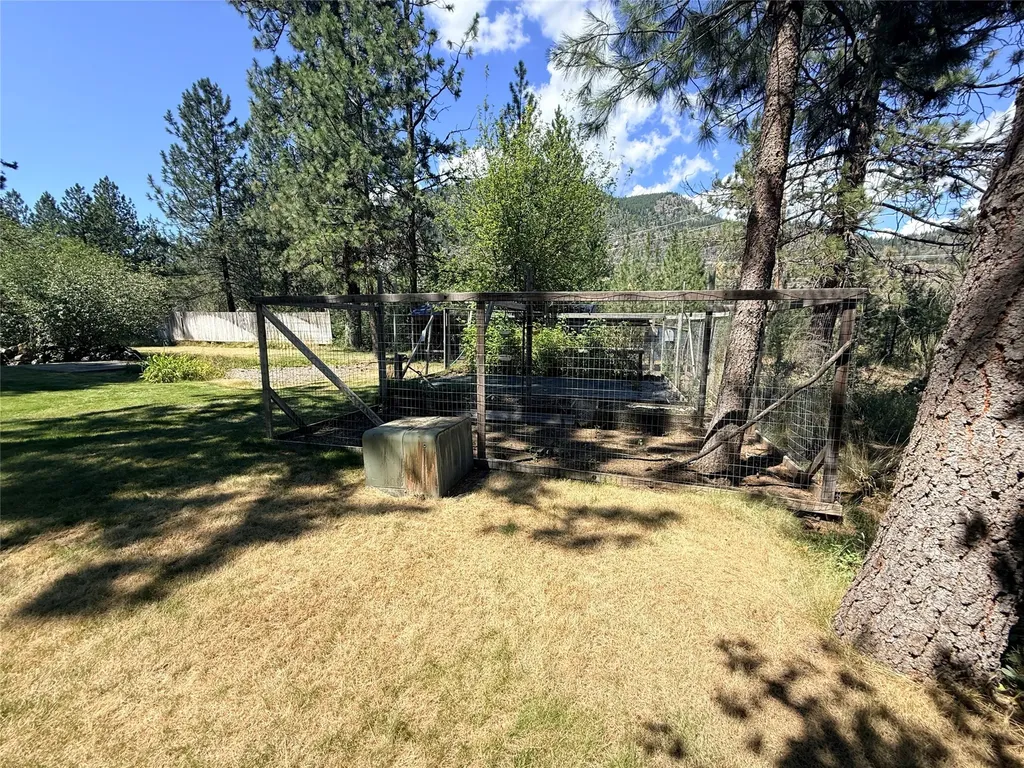 12 Panorama Lane Plains MT 59859