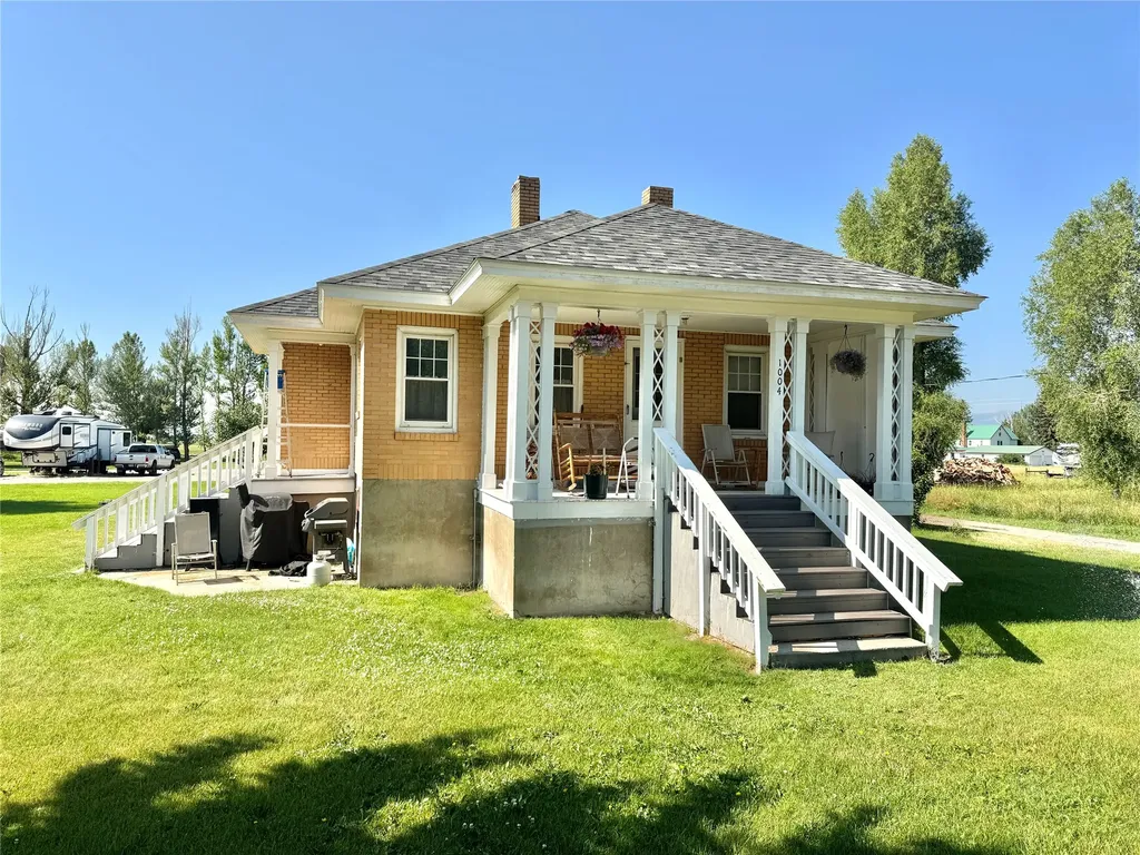 1004 Main Street White Sulphur Springs MT 59645
