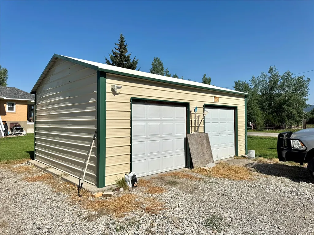 1004 Main Street White Sulphur Springs MT 59645