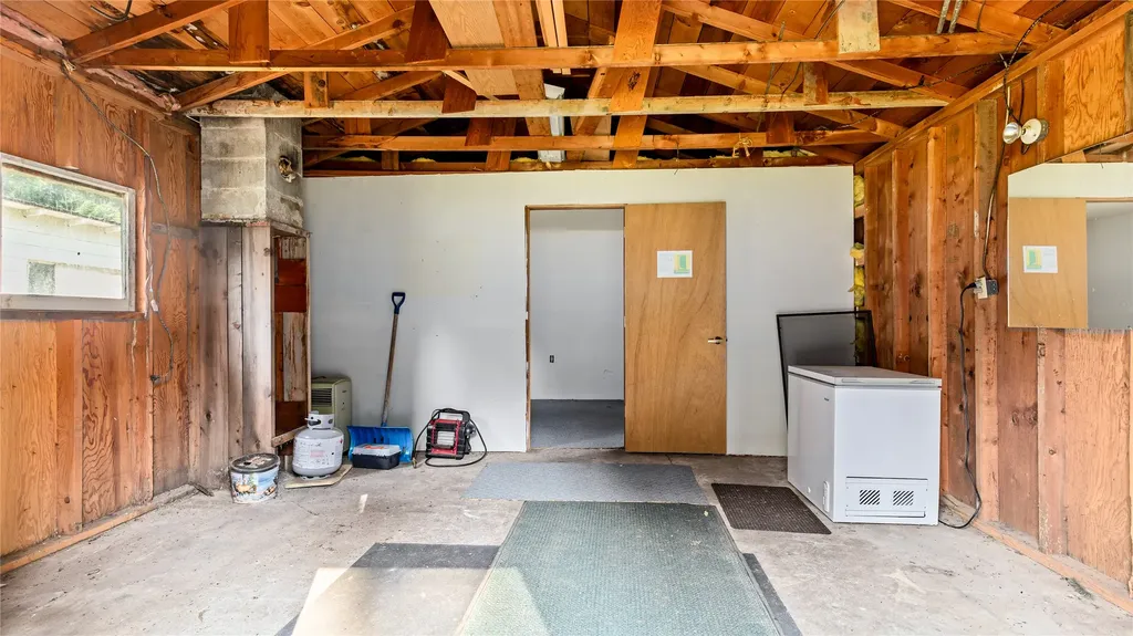 34529 Mt Highway 35 Polson MT 59860