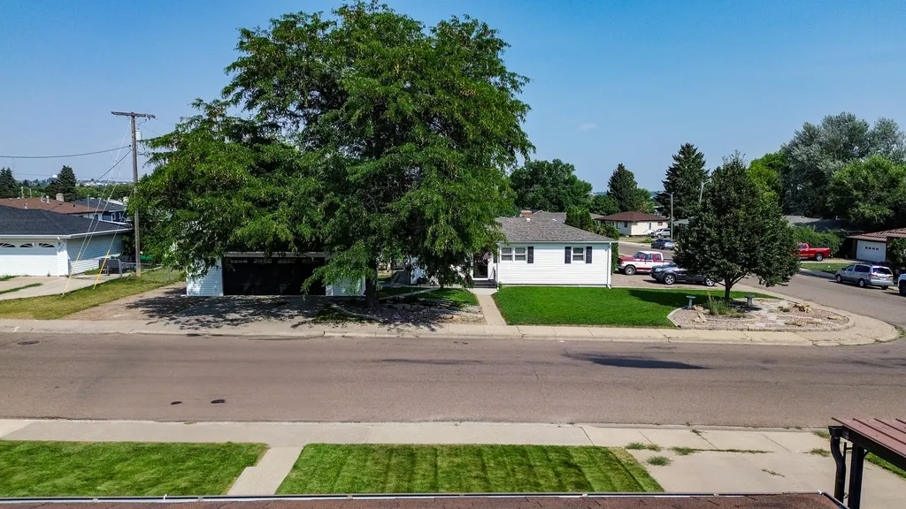 261 18th Avenue NW Great Falls MT 59404