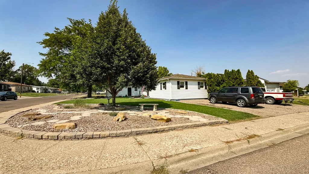 261 18th Avenue NW Great Falls MT 59404