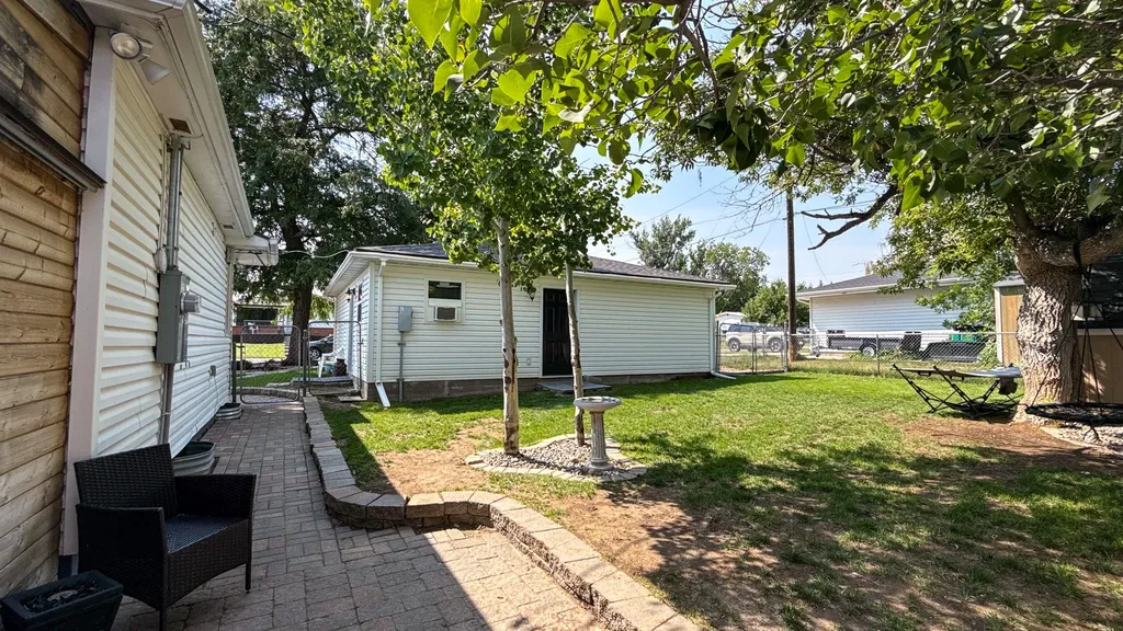 261 18th Avenue NW Great Falls MT 59404